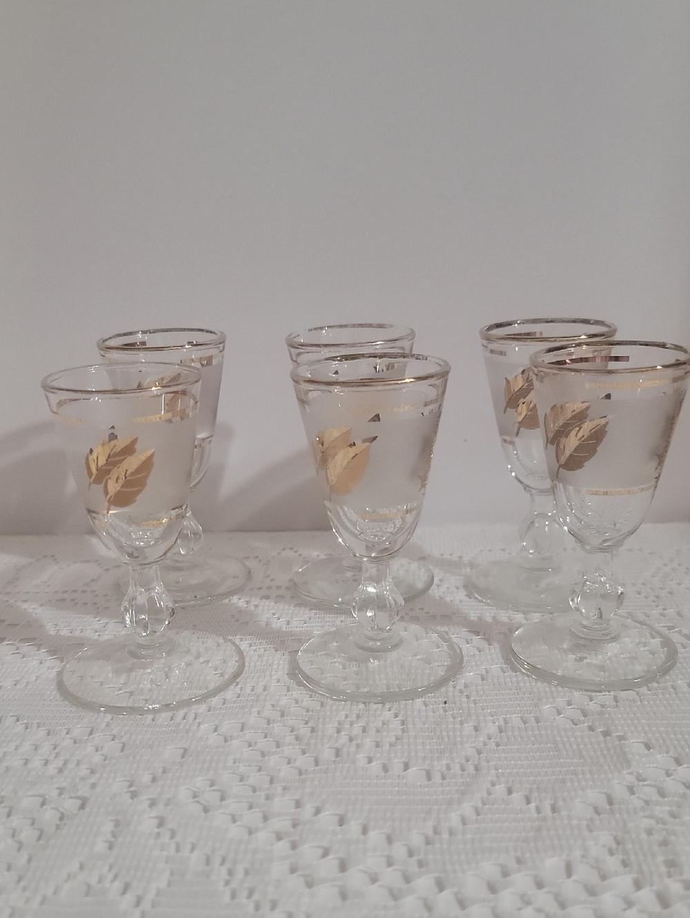 Vintage Libbey Gold Leaf Accent Glass Liqueur Glasses - Set of 6